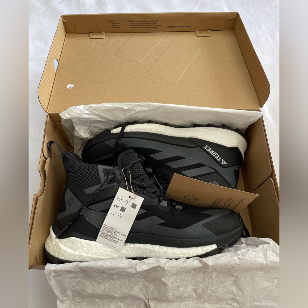$220 adidas Women's 9 Terrex Free Hiker GORE-TEX 2.0 Boots Waterproof Rain Snow